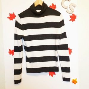 Worthington Sweater. Like new condition